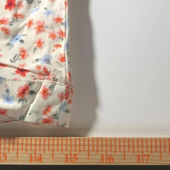 🌸NEW🌸 PINK ROSE Floral Blouse. - Picture 6 of 7